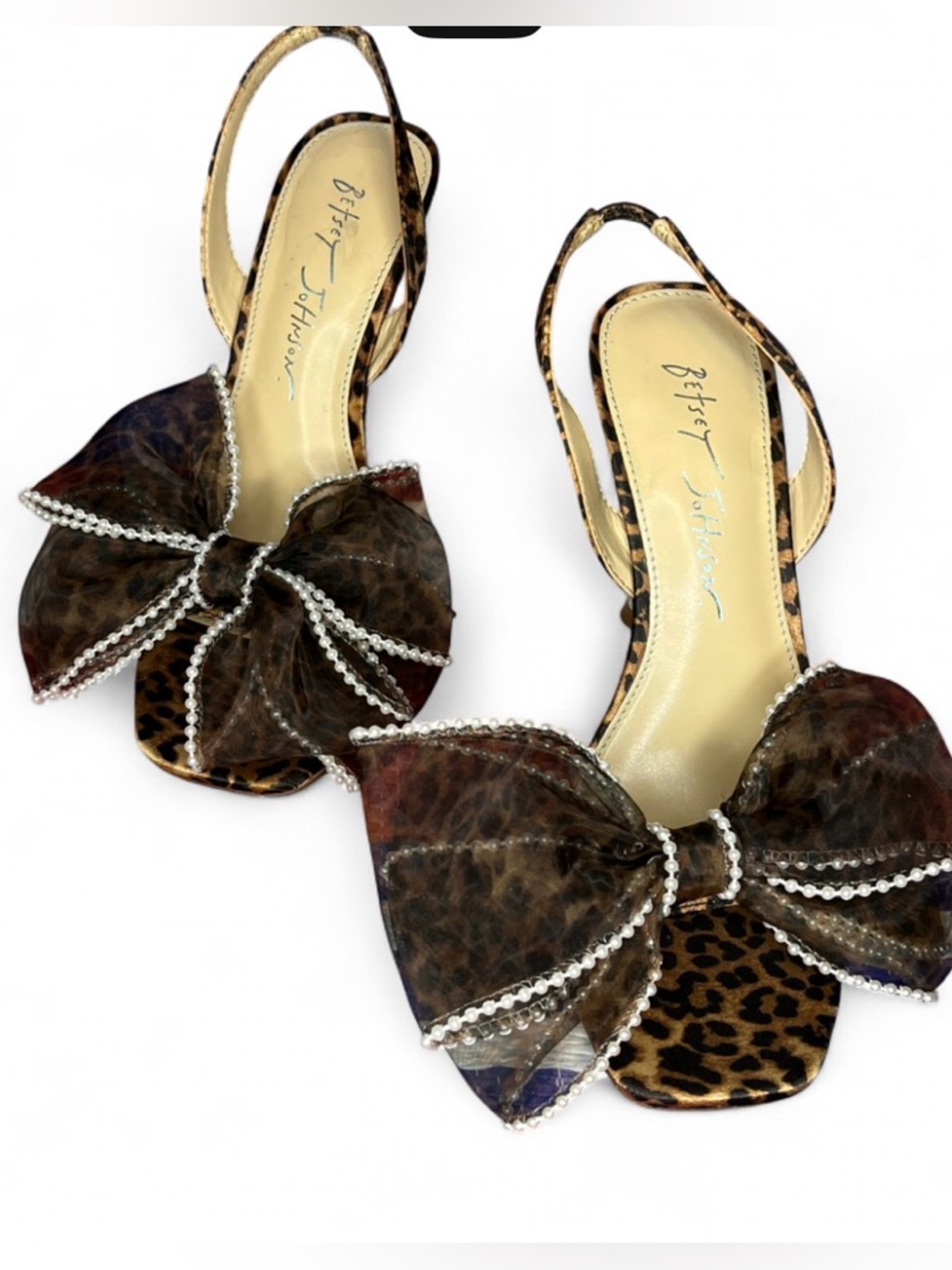 Betsey Johnson Fawn Leopard Print Bow Heeled Blue Bottom Sandals Women’s 6.5